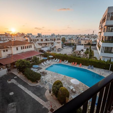 Alexis Apartments - Lovely 2-Bedroom With Swimming Pool Paphos Exteriör bild
