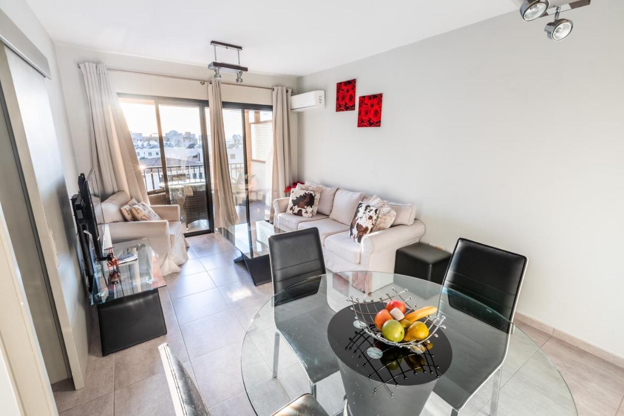 Alexis Apartments - Lovely 2-Bedroom With Swimming Pool Paphos Exteriör bild
